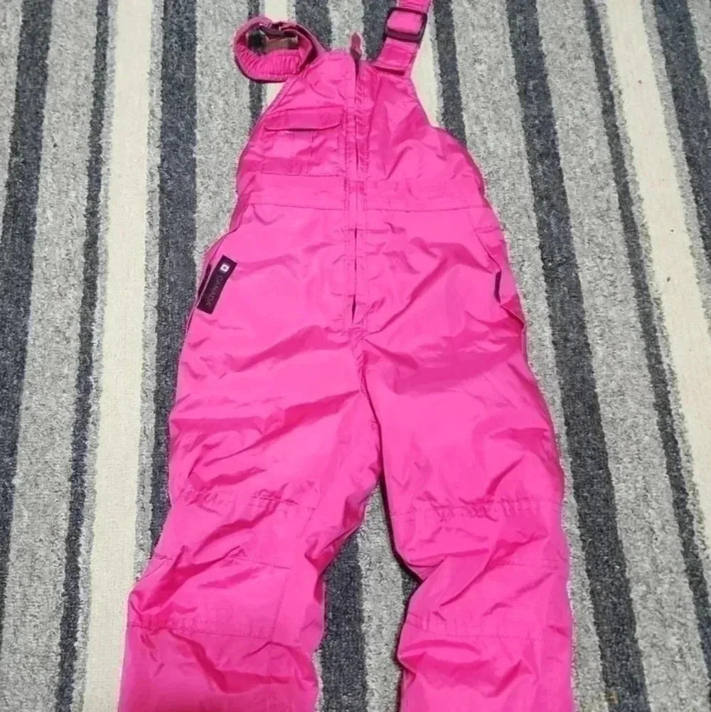 Girls 2t Canda Weather Snow suit. - Picture 2 of 4